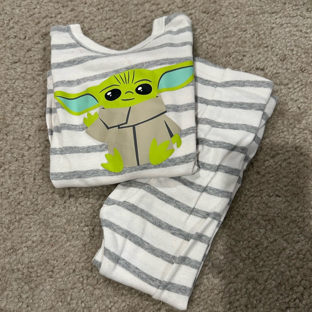 Baby Gap Yoda Long Sleeve Pajama Set